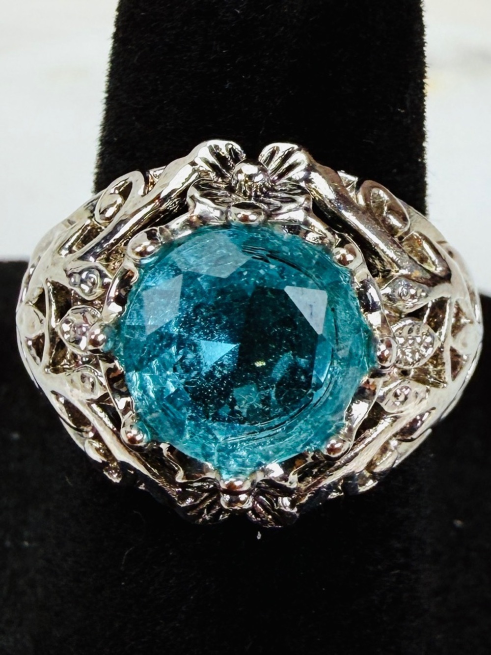Vintage Silvertone blue center, size 5 1/2 ring